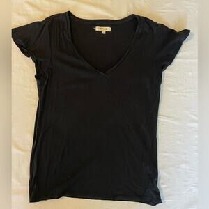 Madewell black flutter sleeve tee shirt size XS. basic, minimalist, classic